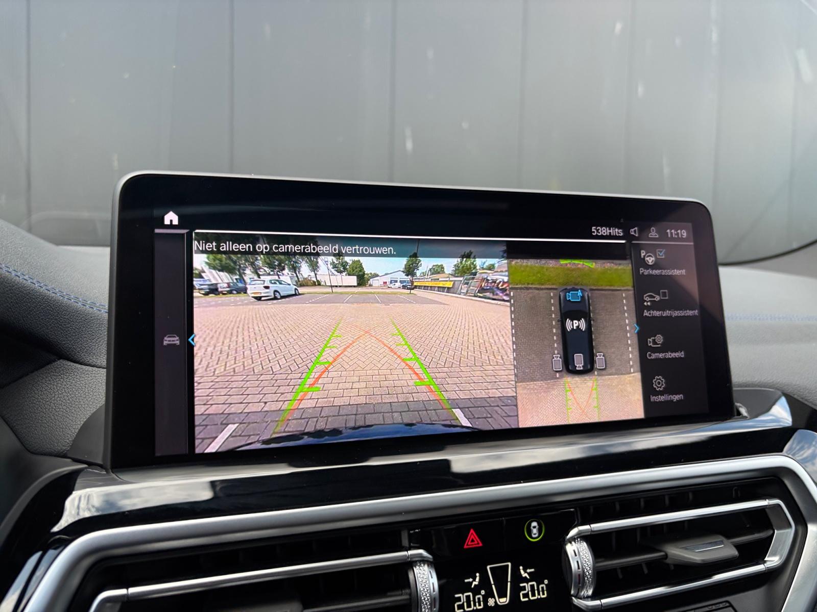 Foto van BMW Ix3