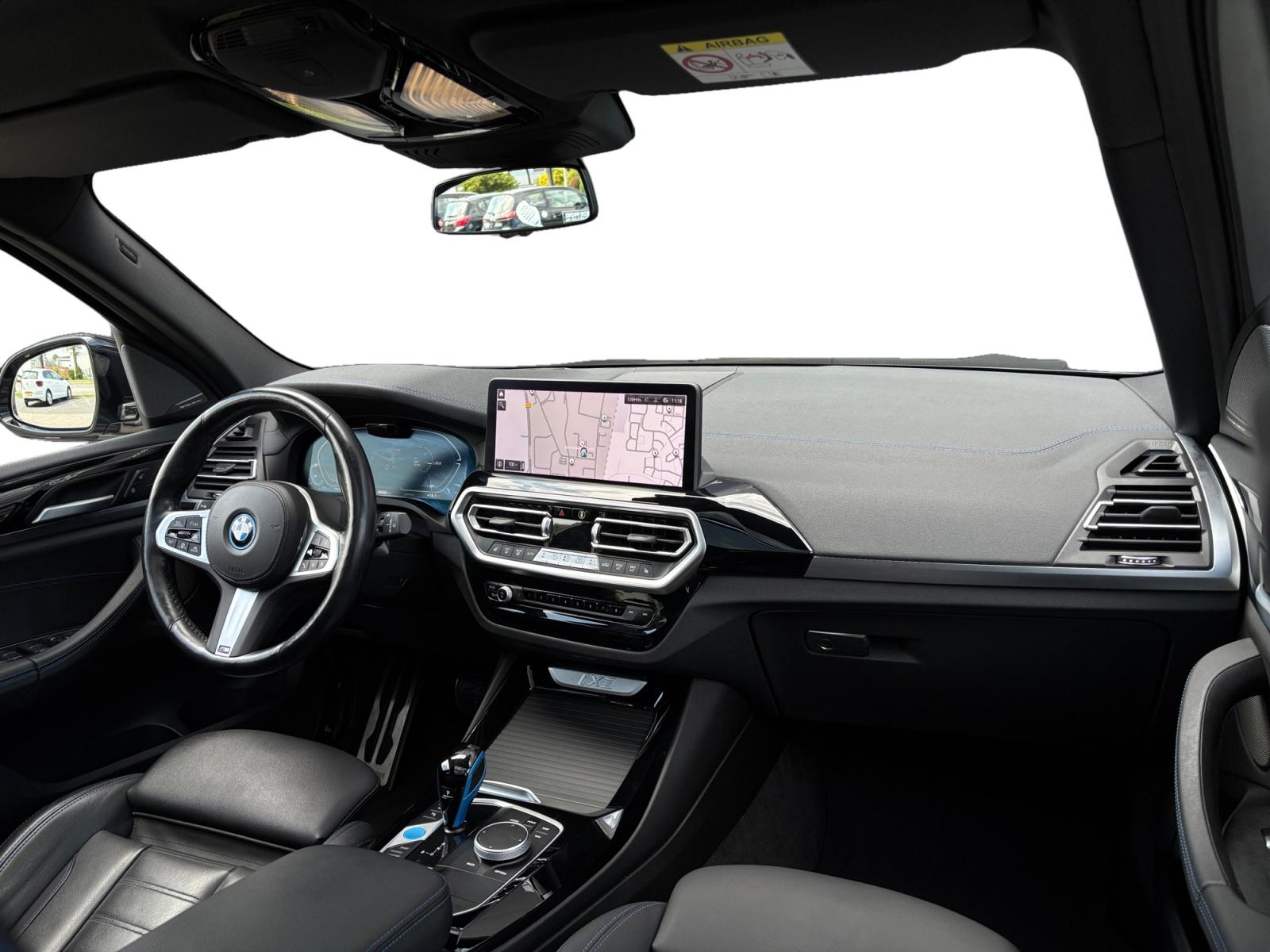 Foto van BMW Ix3