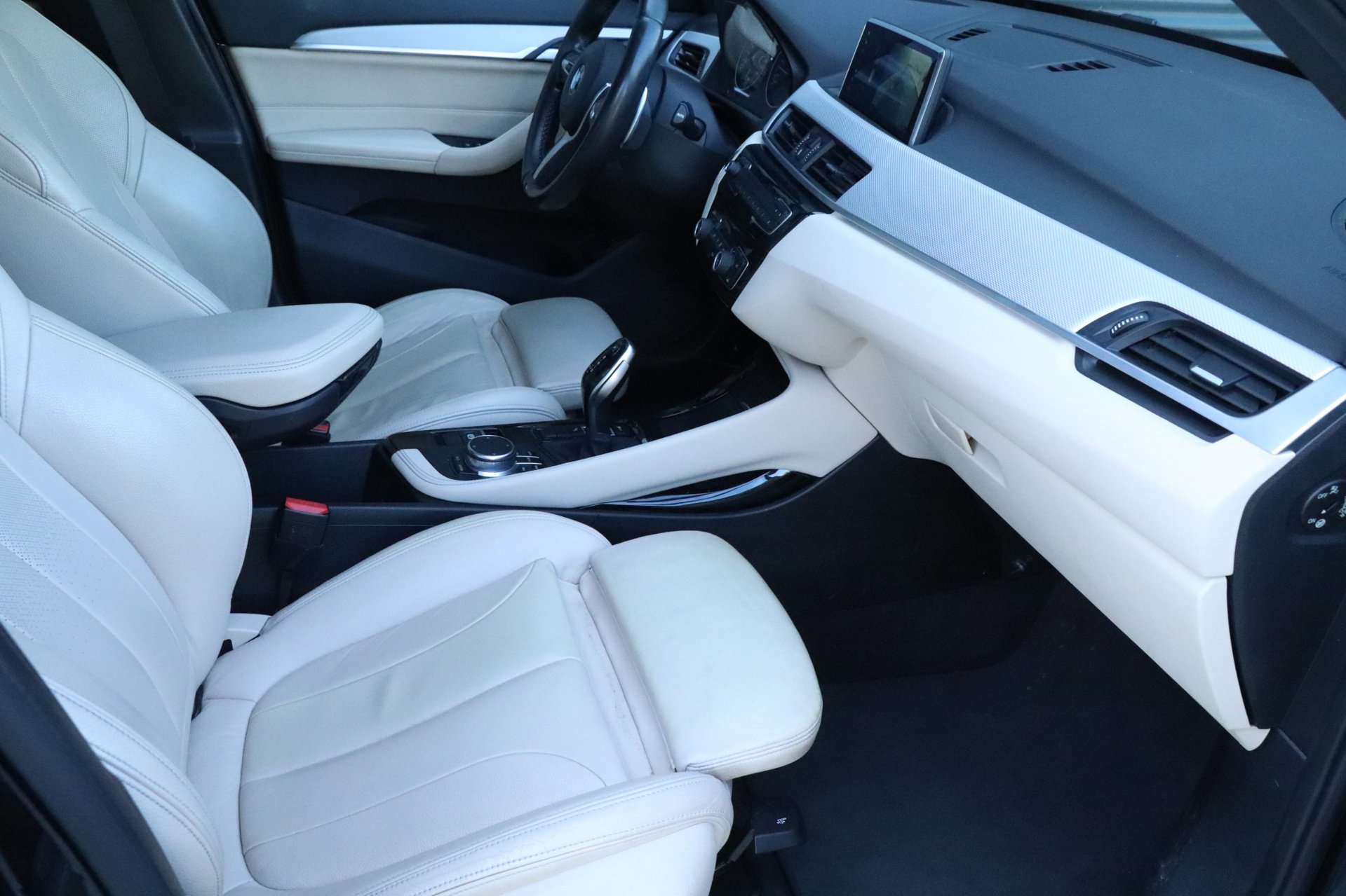 Foto van BMW X1 Sdrive20i