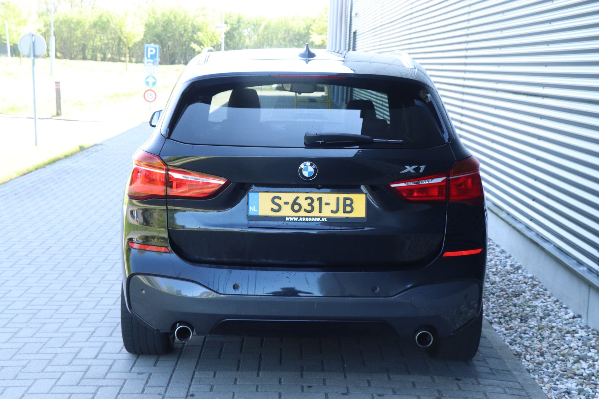 Foto van BMW X1 Sdrive20i