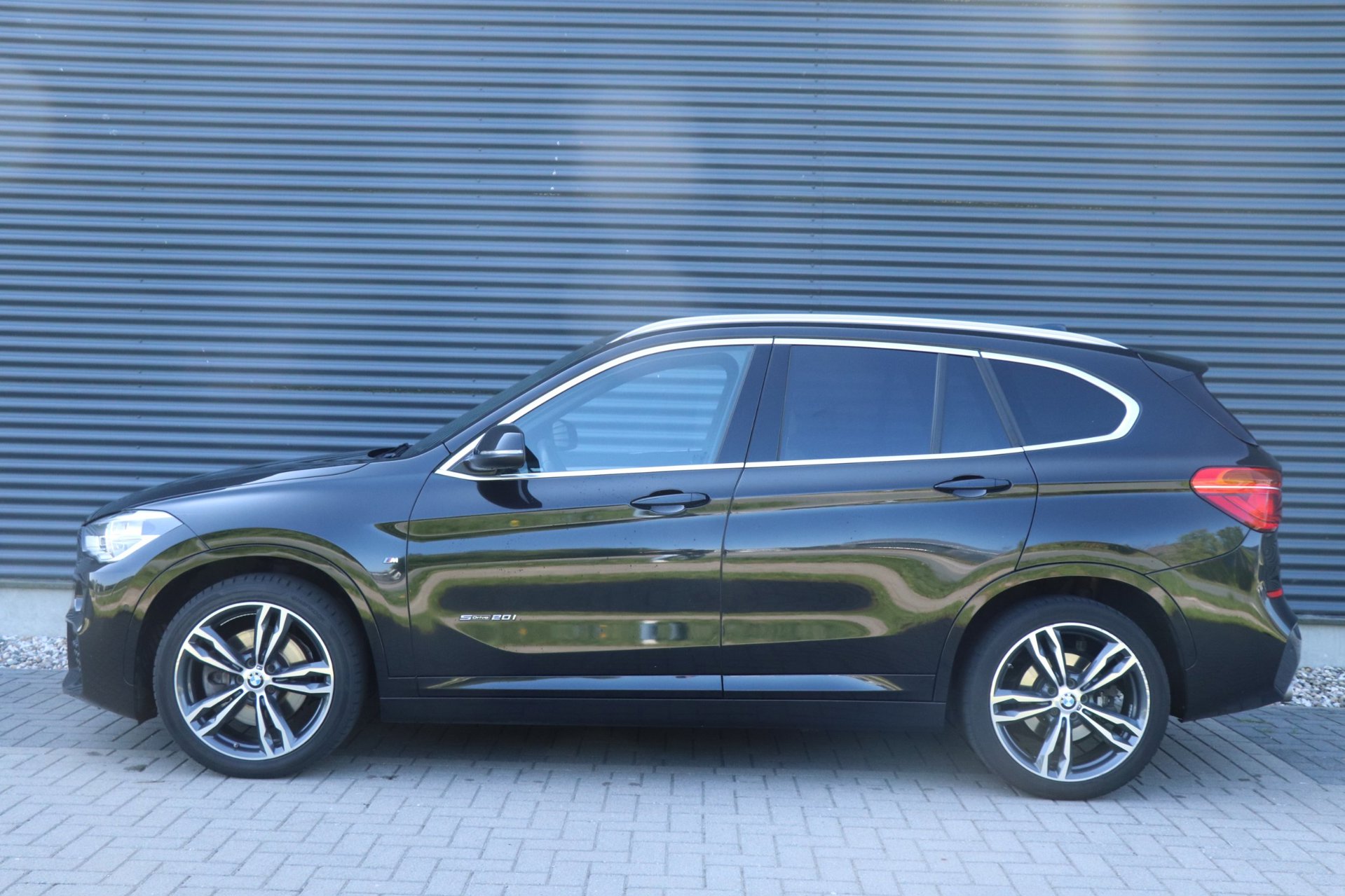 Foto van BMW X1 Sdrive20i