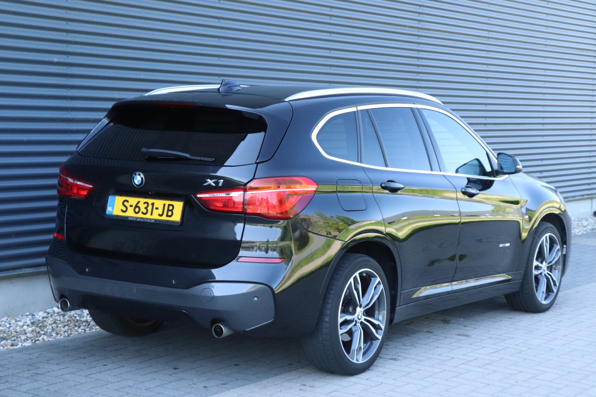 Foto van BMW X1 Sdrive20i
