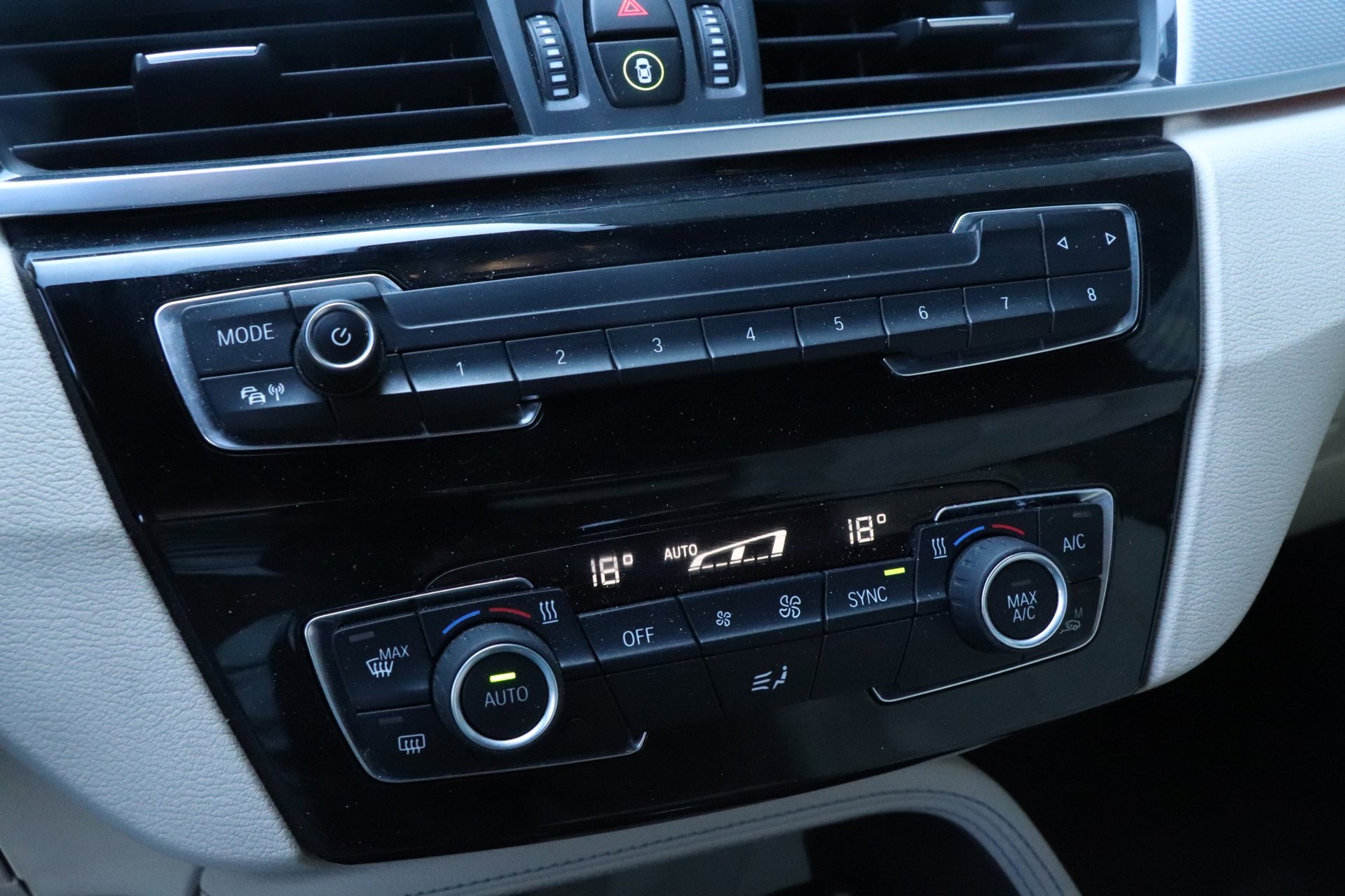 Foto van BMW X1 Sdrive20i