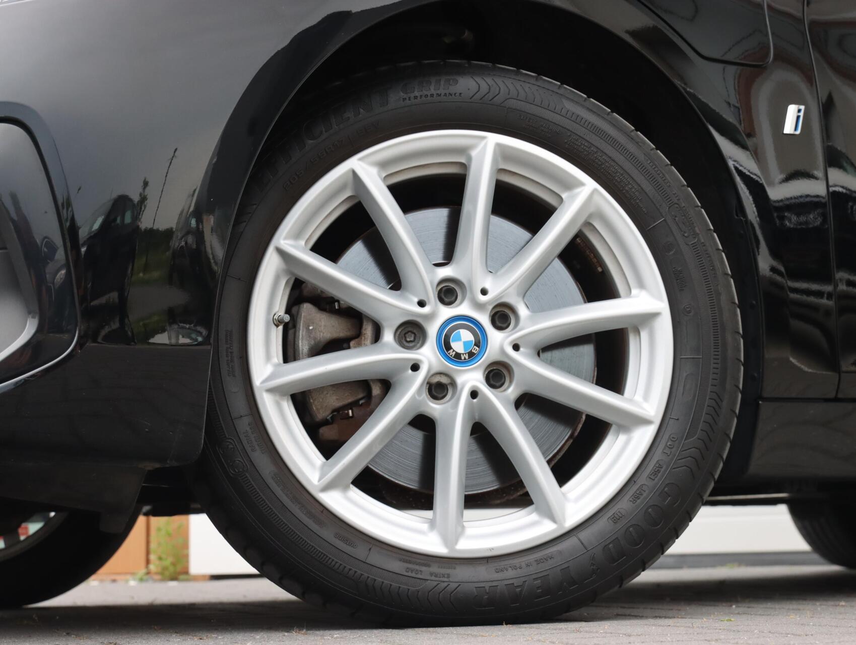 Foto van BMW 225xe Iperformance