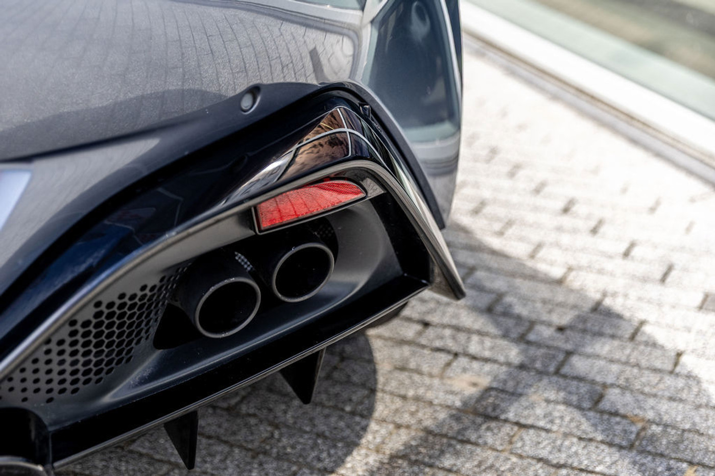 Foto van Aston Martin Vantage Roadster