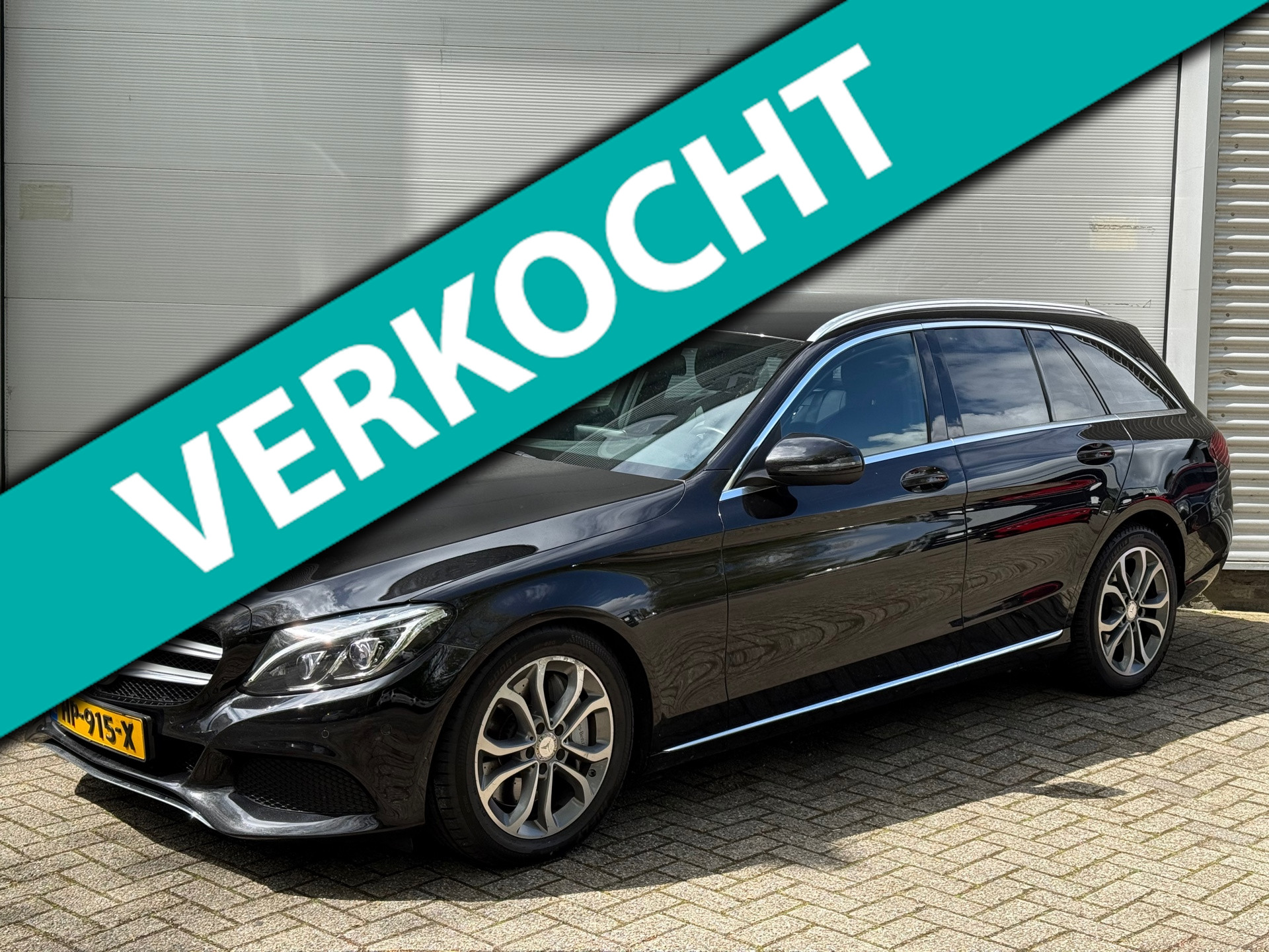 Mercedes-Benz C 350 E 350 e Lease Edition l Burmester l ILS l Volleder l Trekhaak l Camera l 2015 - voorkant