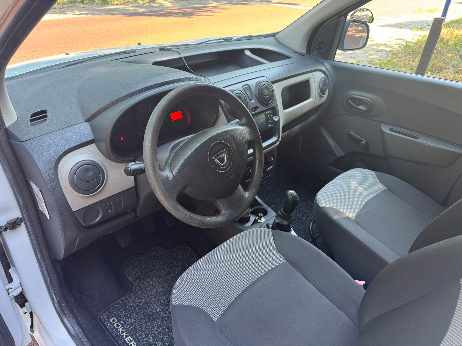 Foto van Dacia Dokker