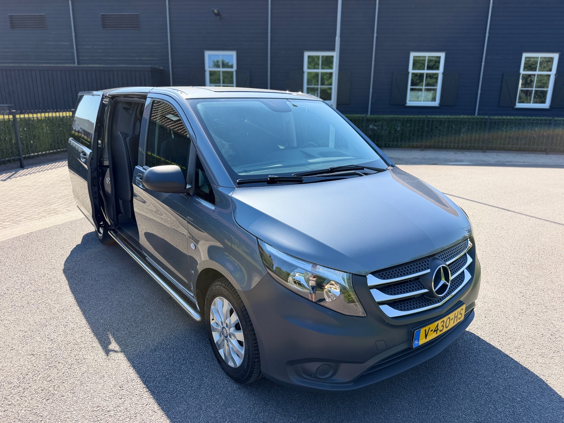 Foto van Mercedes-Benz Vito