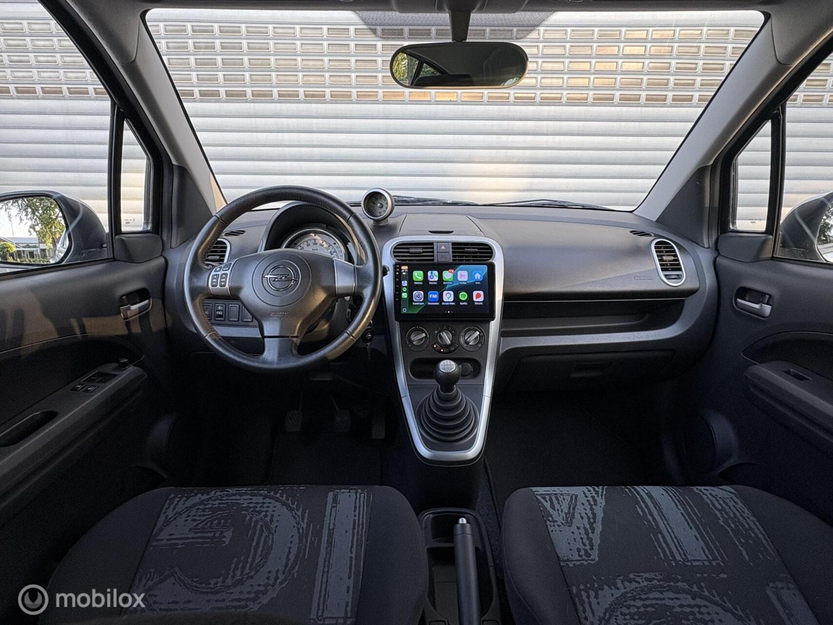 Foto van Opel Agila