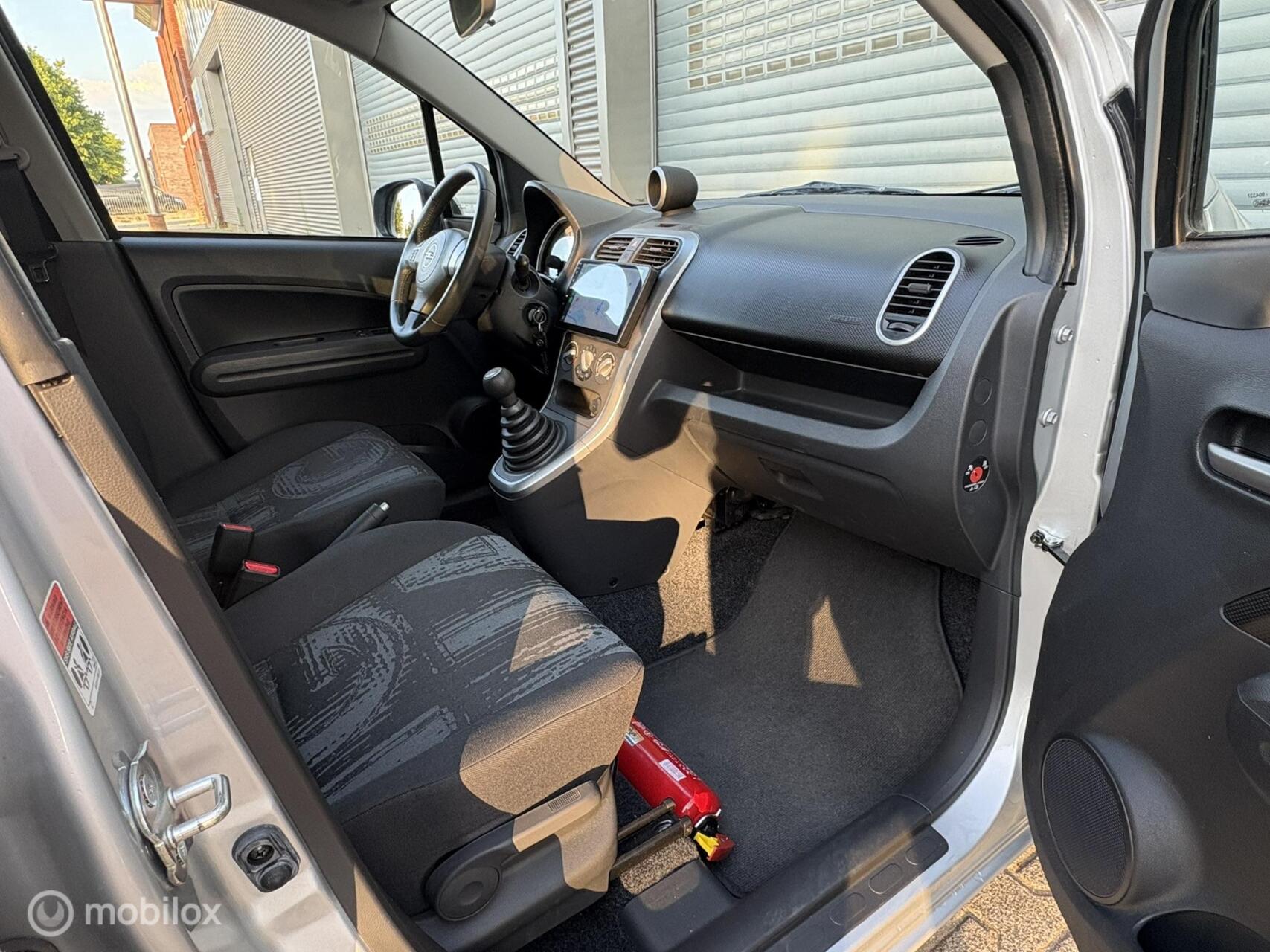 Foto van Opel Agila