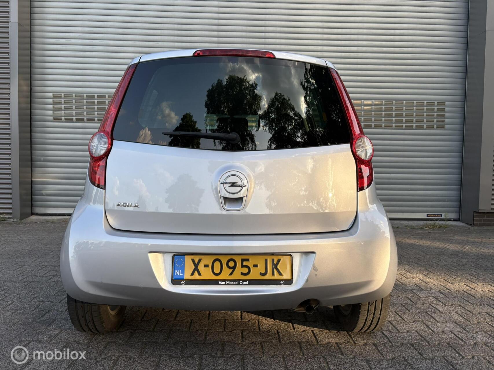 Foto van Opel Agila