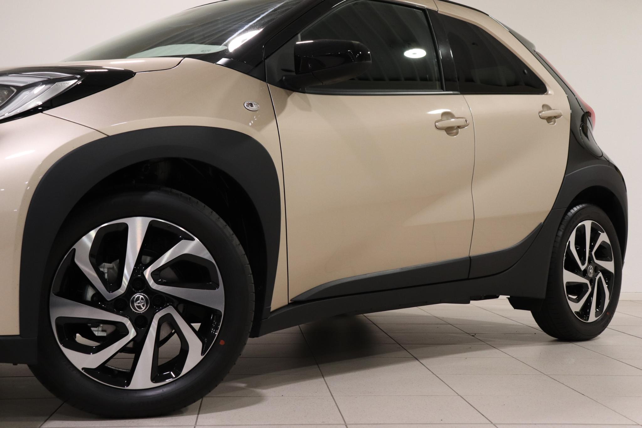 Foto van Toyota Toyota Aygo X