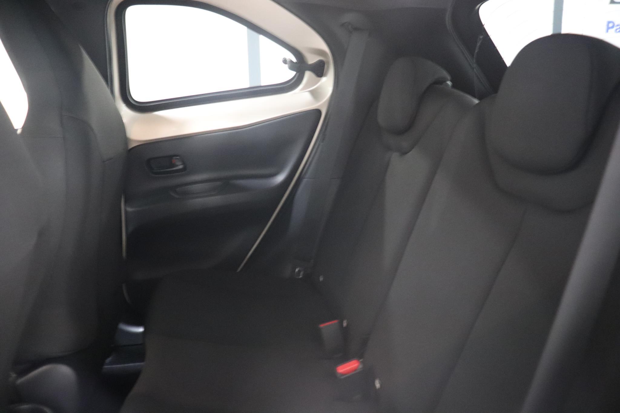 Foto van Toyota Toyota Aygo X