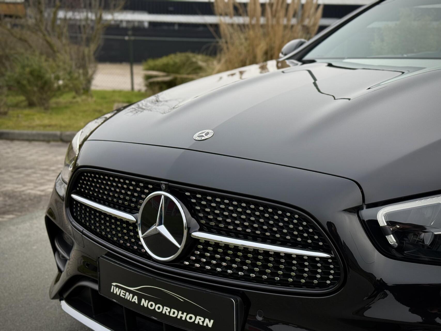 Foto van Mercedes-Benz E 300