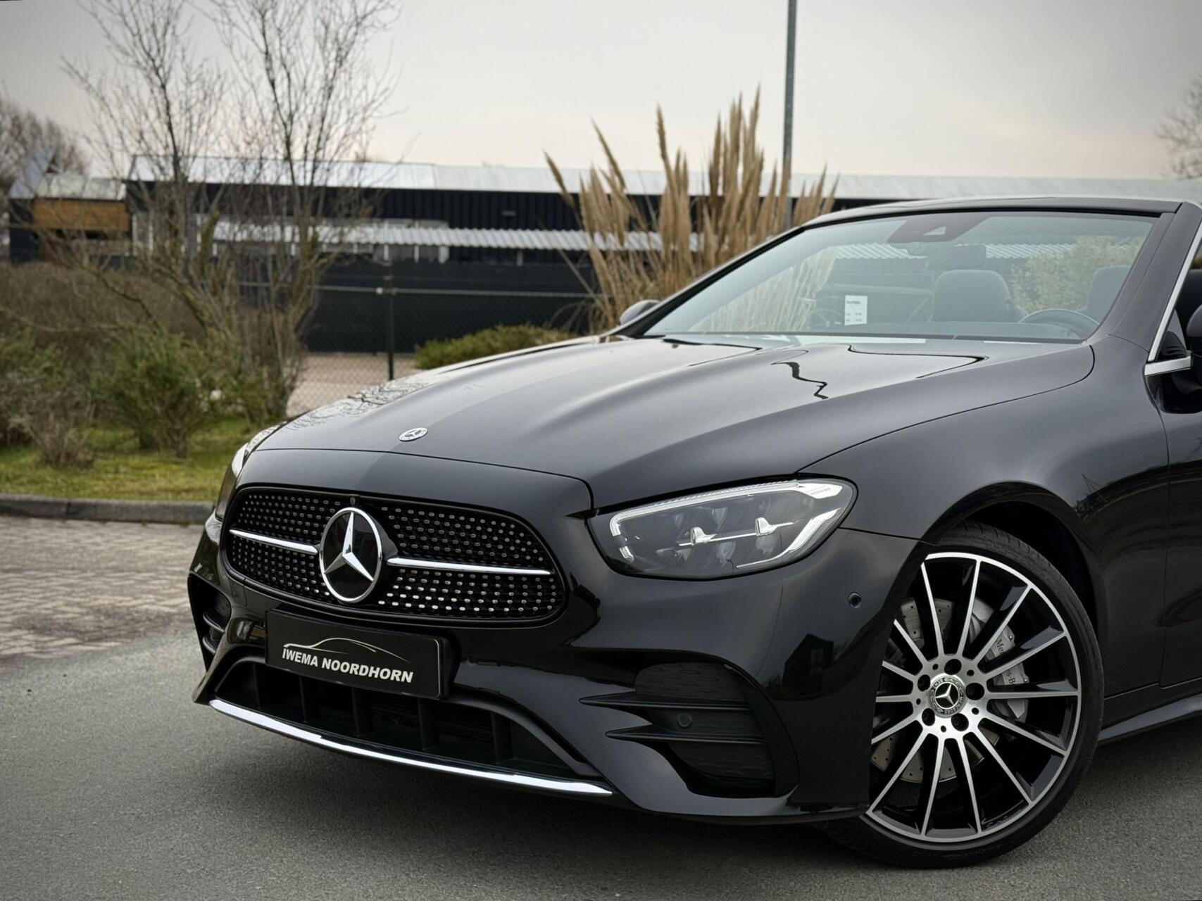 Foto van Mercedes-Benz E 300