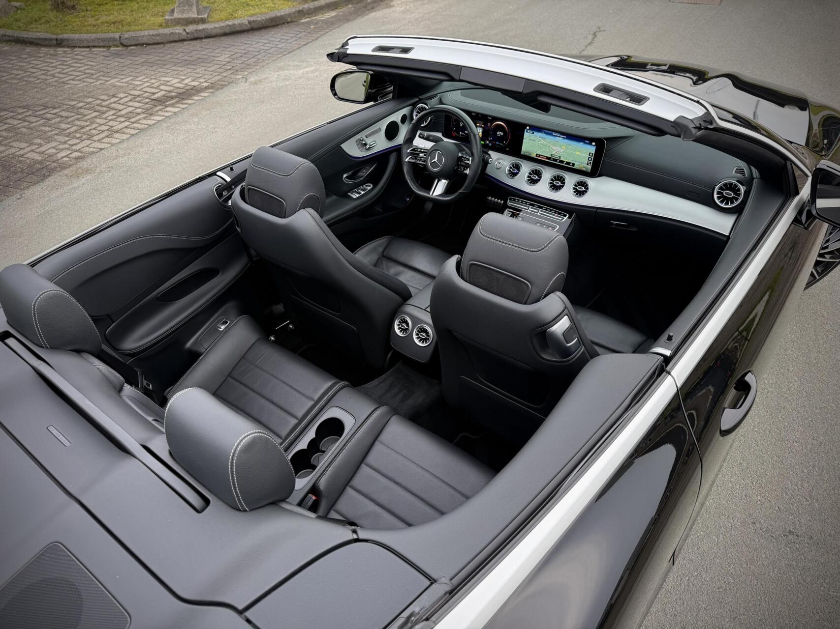 Foto van Mercedes-Benz E 300