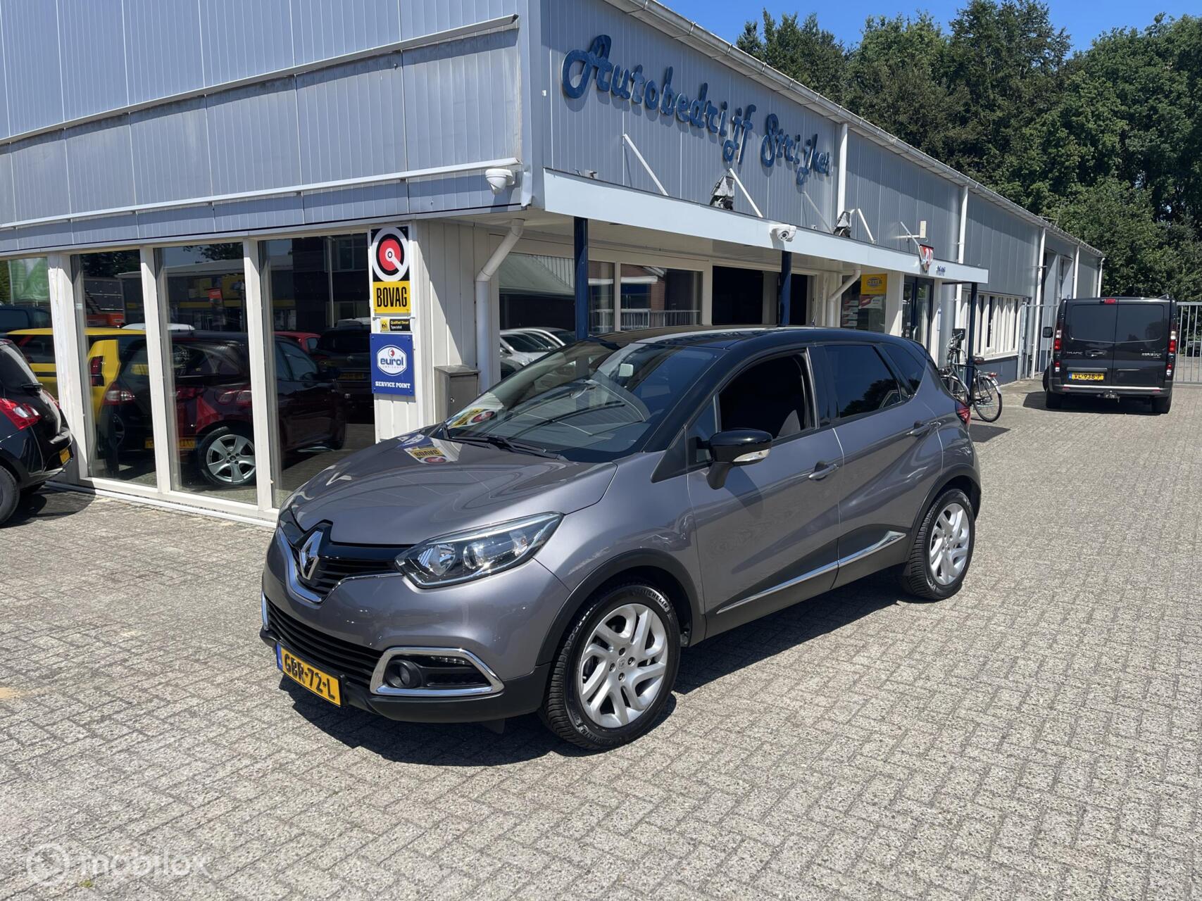 Renault Captur 1.2 TCe Dynamique 2015 - voorkant