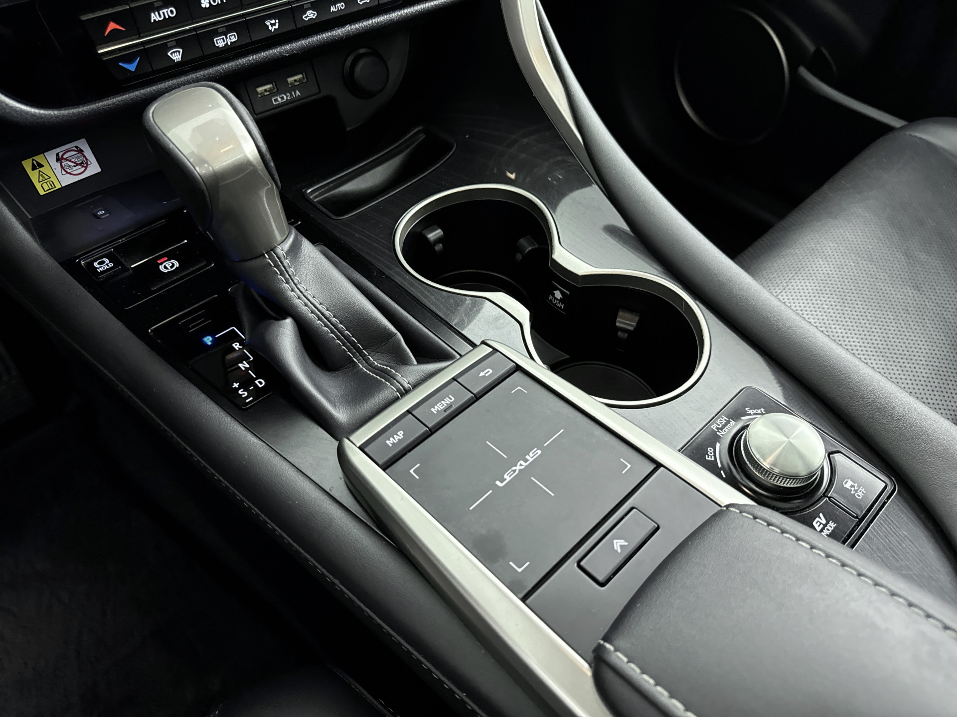 Foto van Lexus Lexus Rx450h