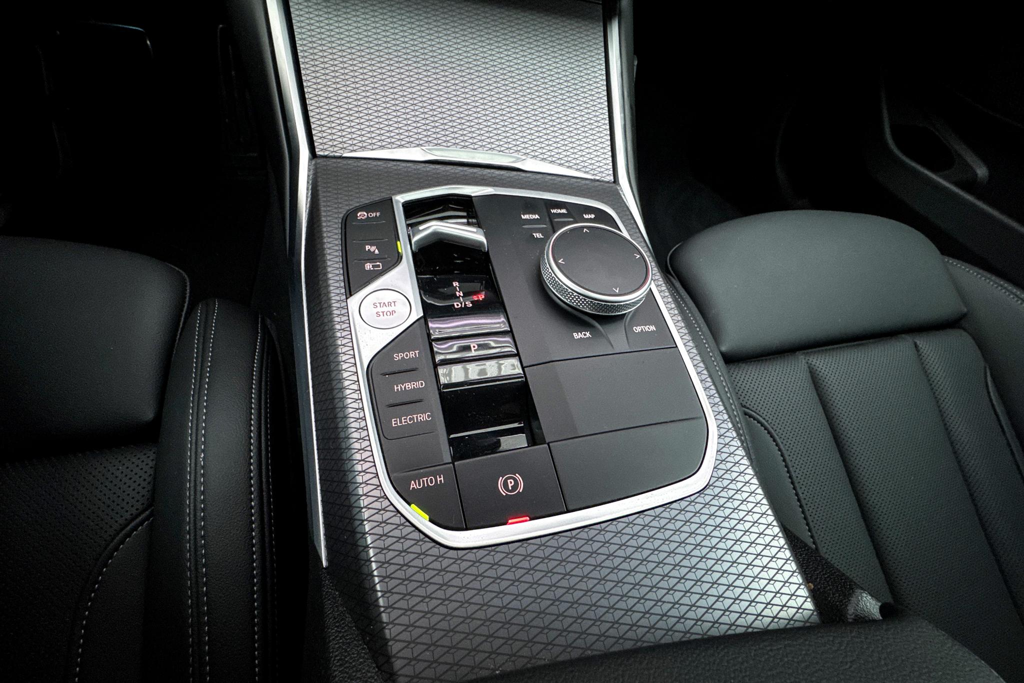 Foto van BMW 330e