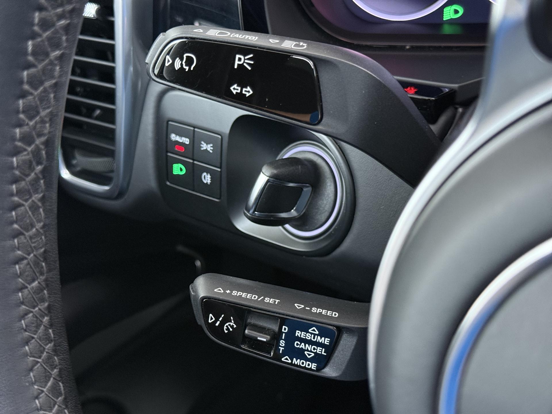 Foto van Porsche Cayenne E-hybrid