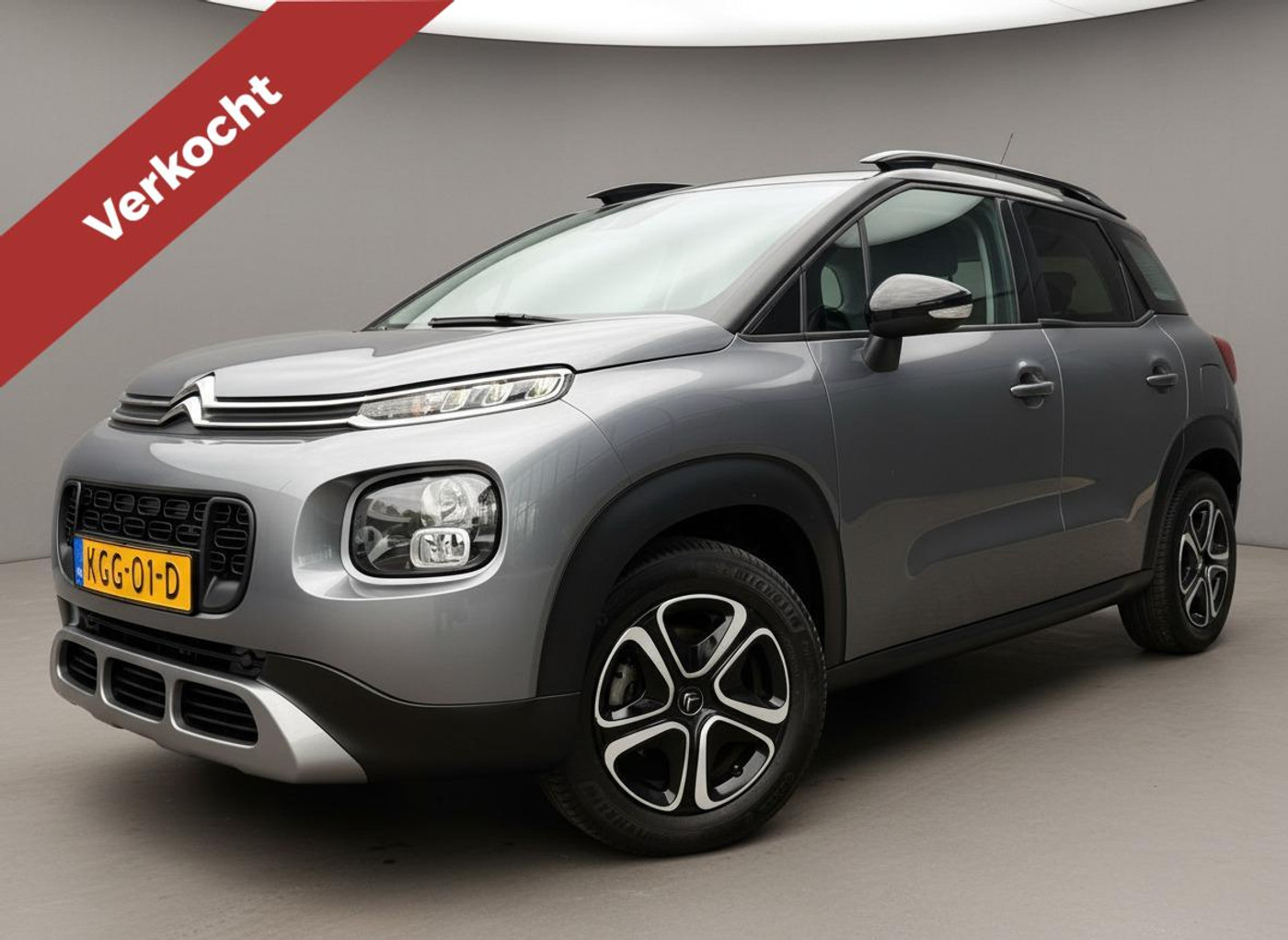 Citroen C3 Aircross 1.2 PureTech S&S Shine Carplay Led Cruise 2017 Navigatie Hoge Instap Eerste Eigenaar 2017 - voorkant