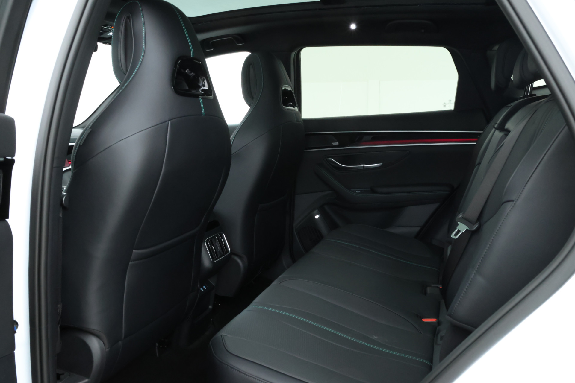 Foto van BYD BYD Seal U Dm-i