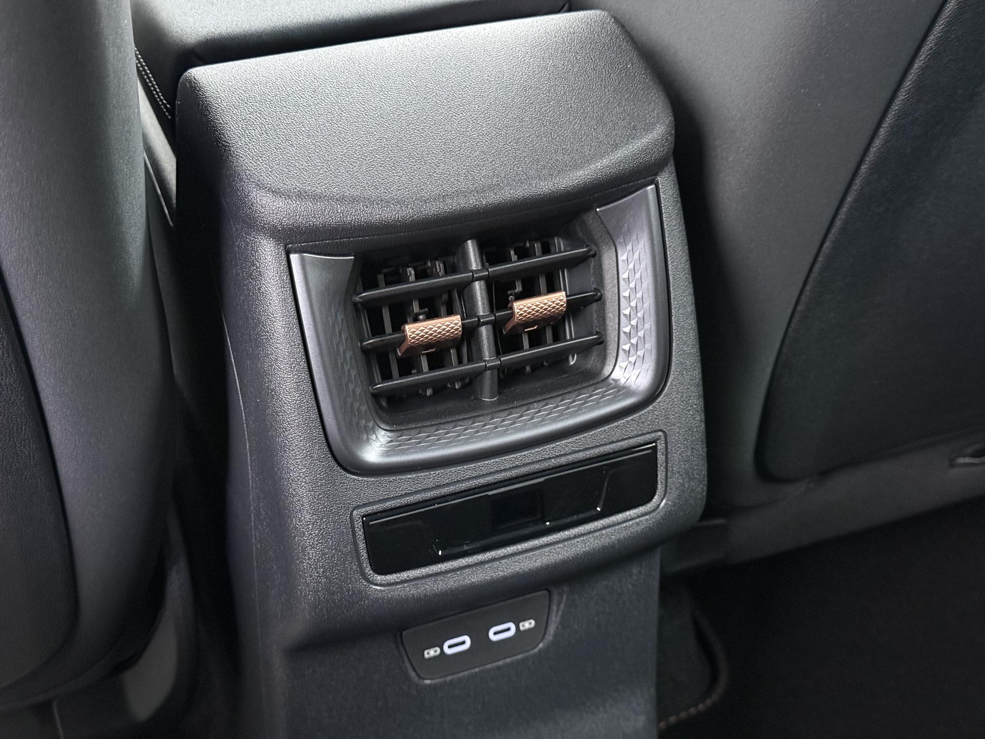 Foto van Cupra Terramar E-hybrid