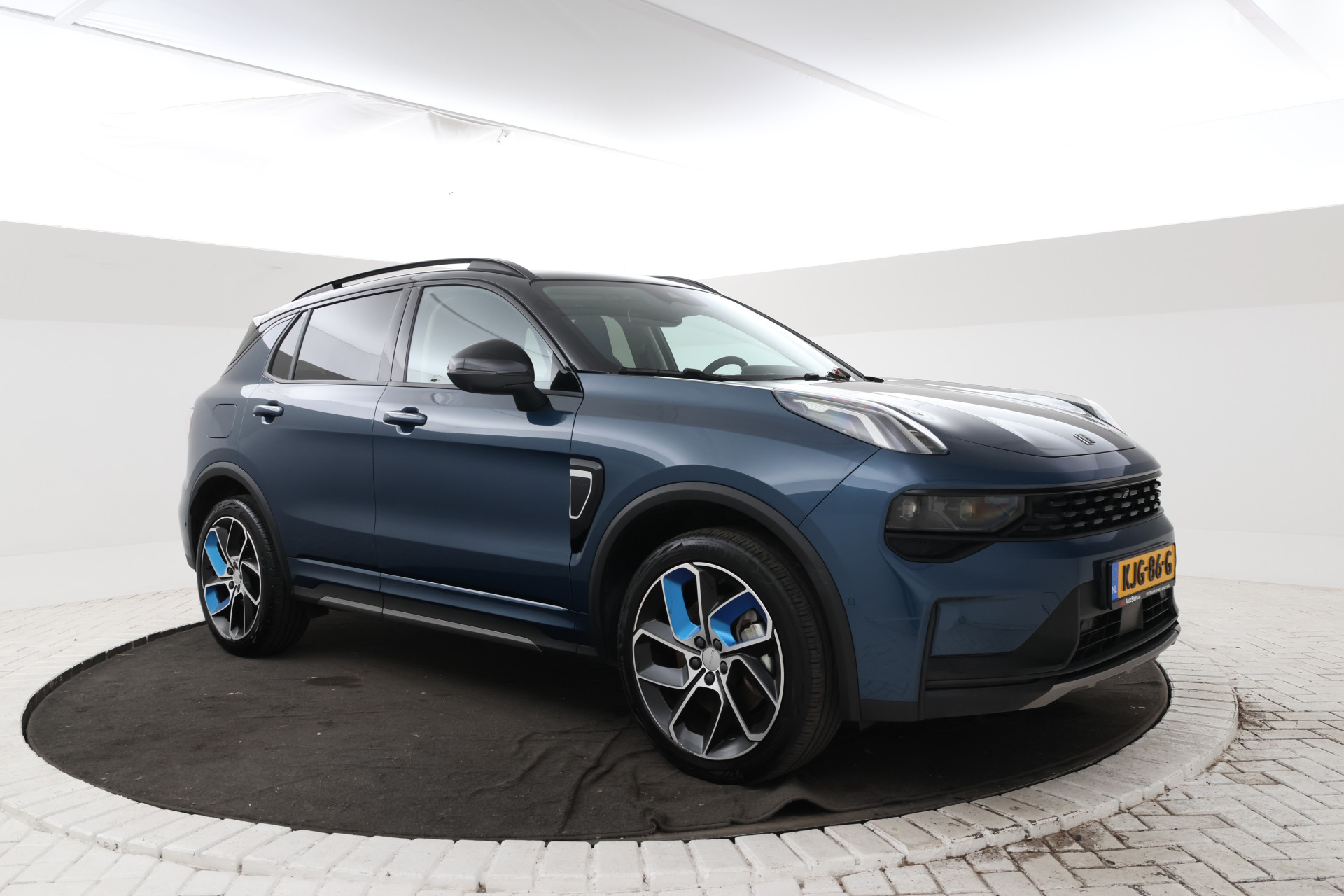 Foto van Lynk&co LYNK & Co 01