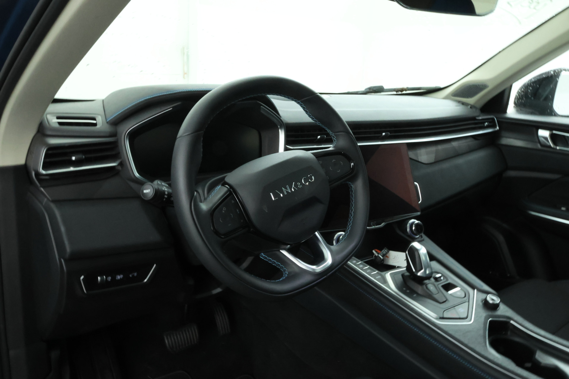 Foto van Lynk&co LYNK & Co 01