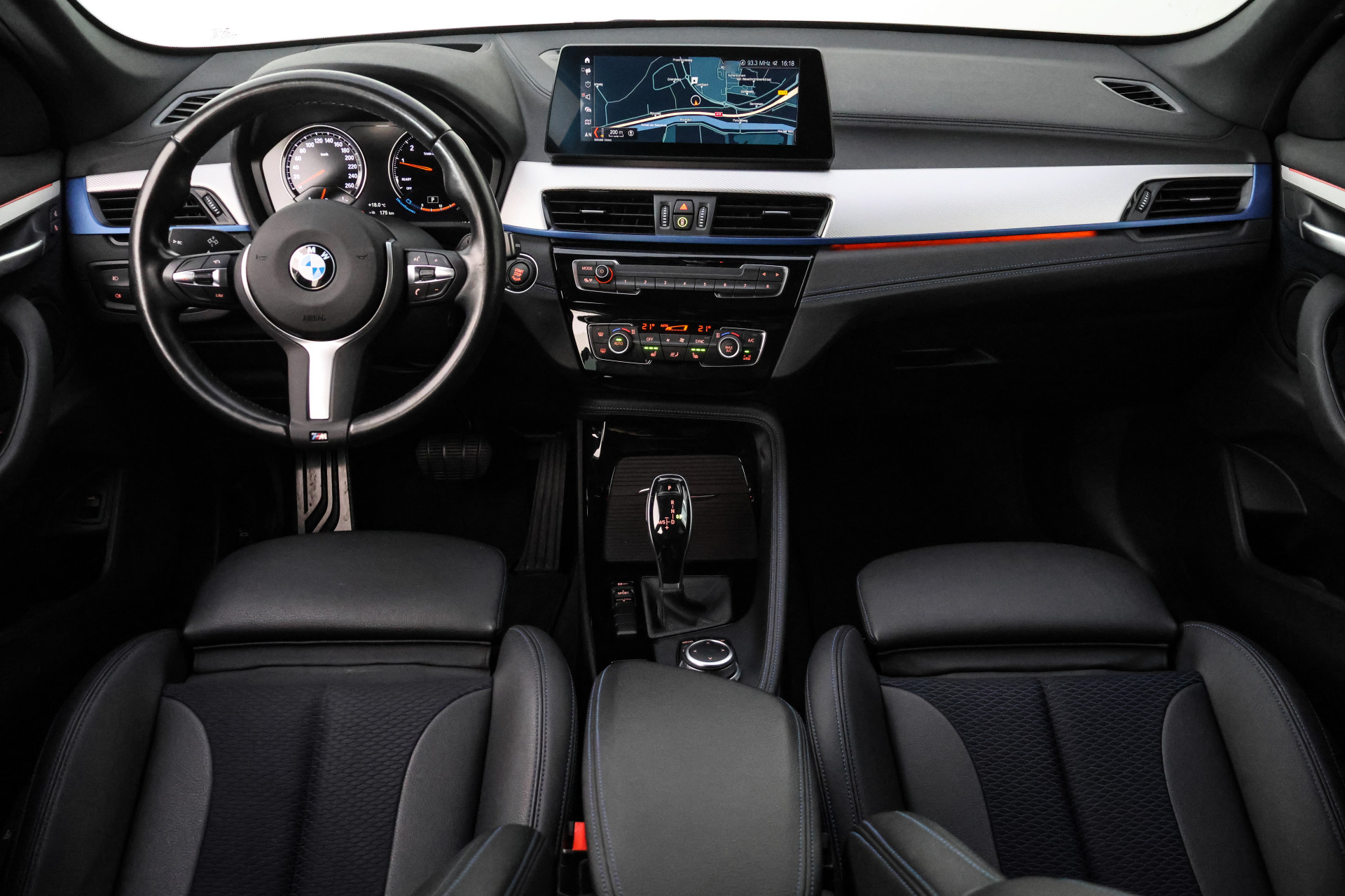 Foto van BMW X1