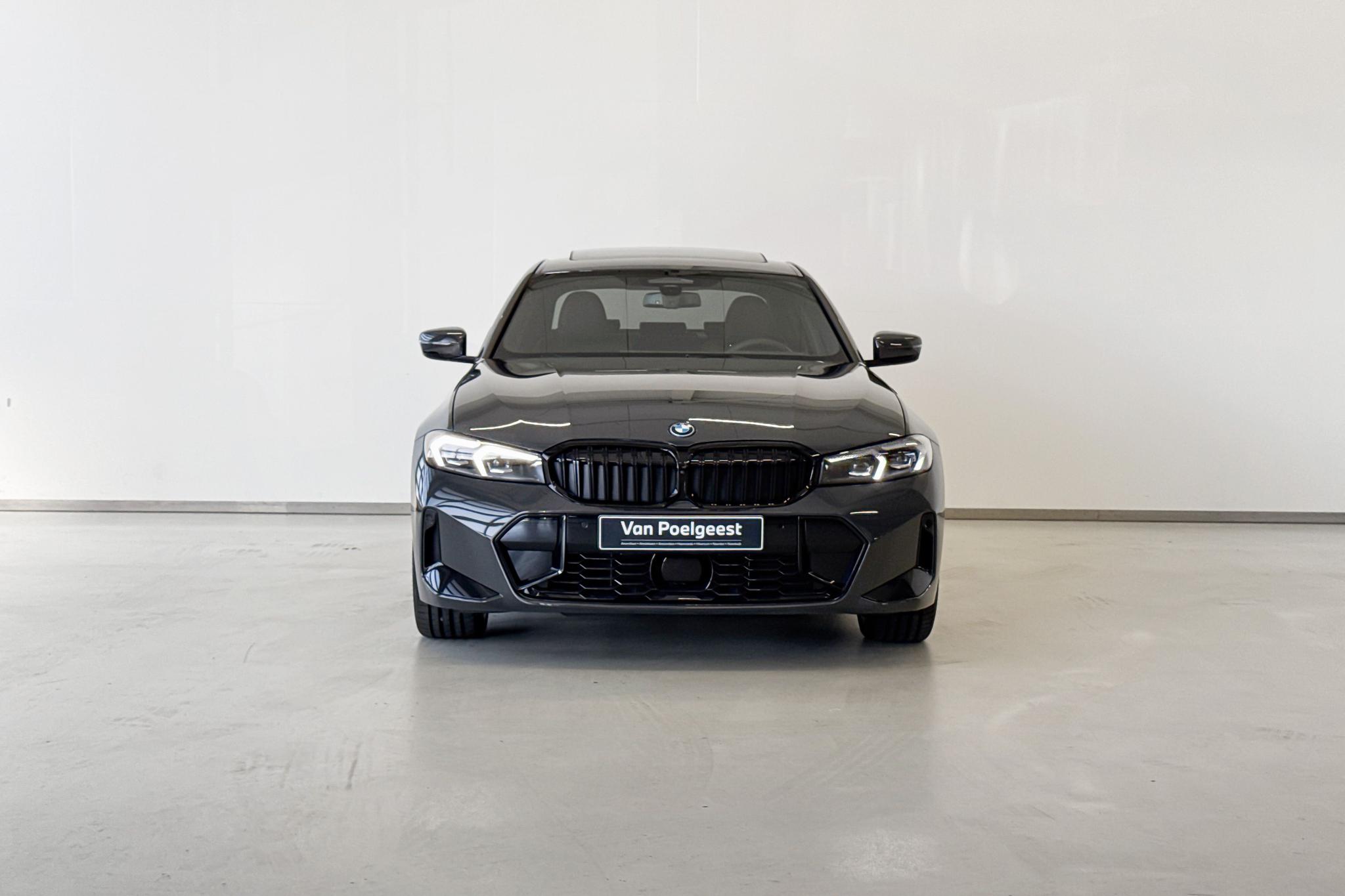 Foto van BMW 330e