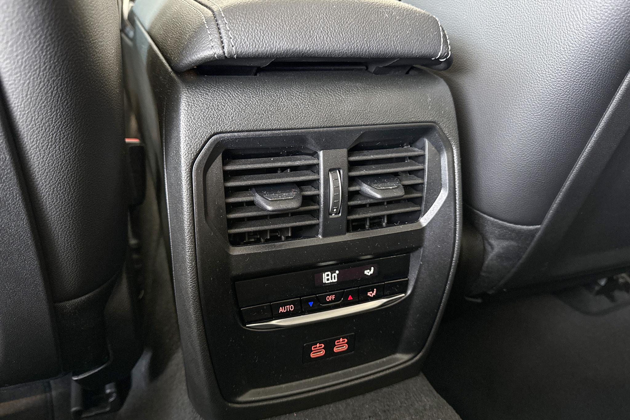Foto van BMW 330e