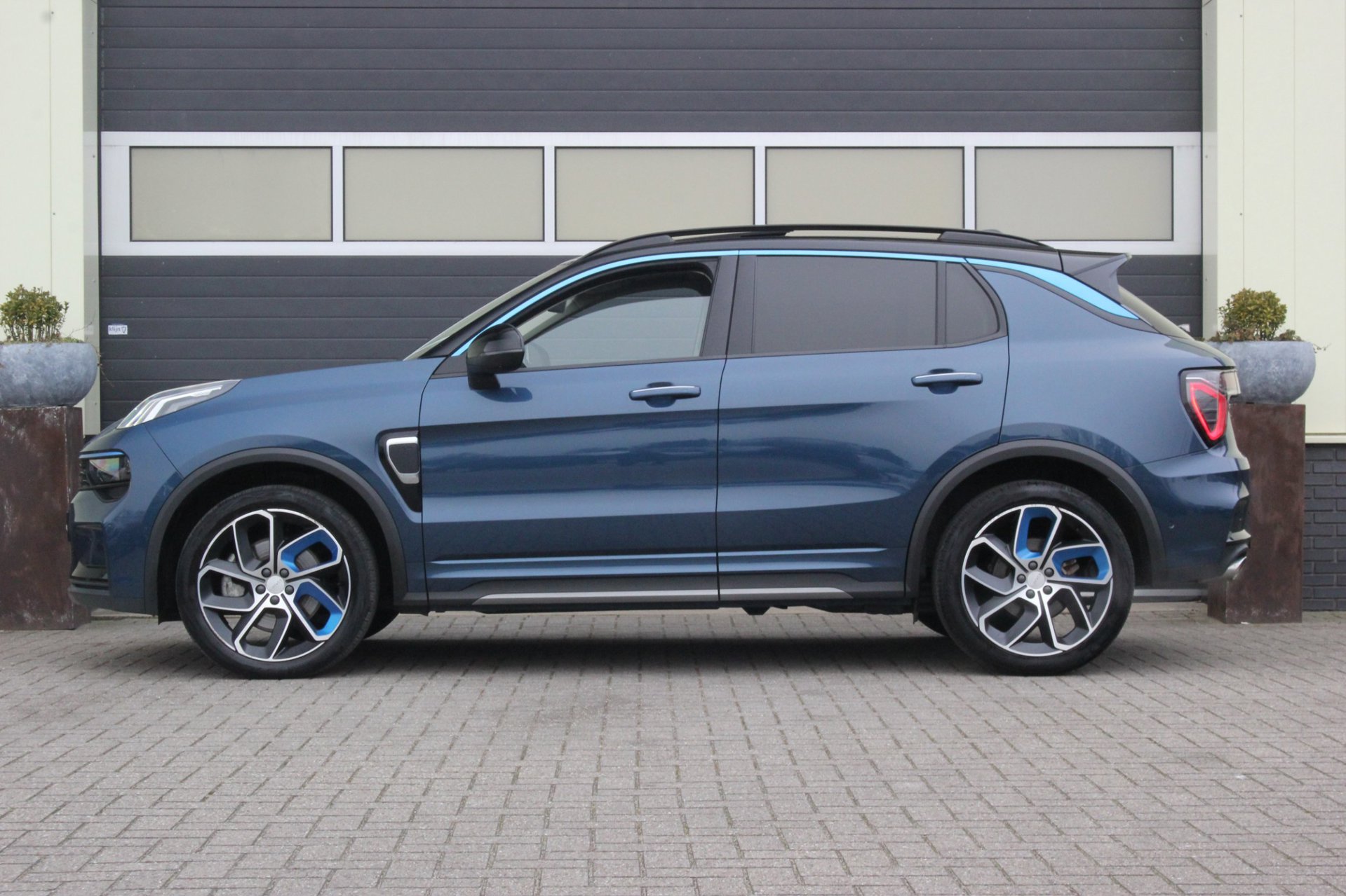 Foto van Lynk&co LYNK & Co 01