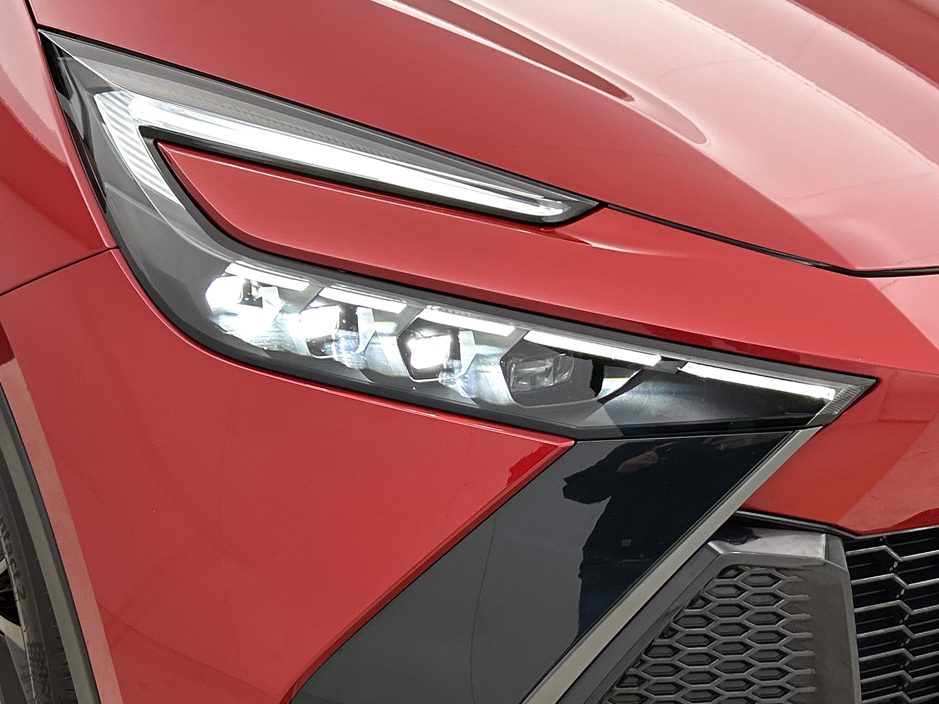Foto van Toyota C-hr