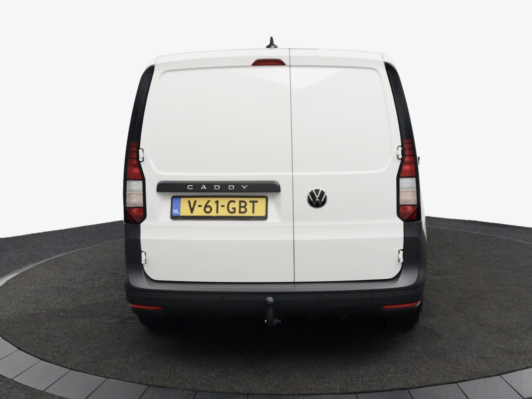 Foto van Volkswagen Caddy Modified Partition Wall