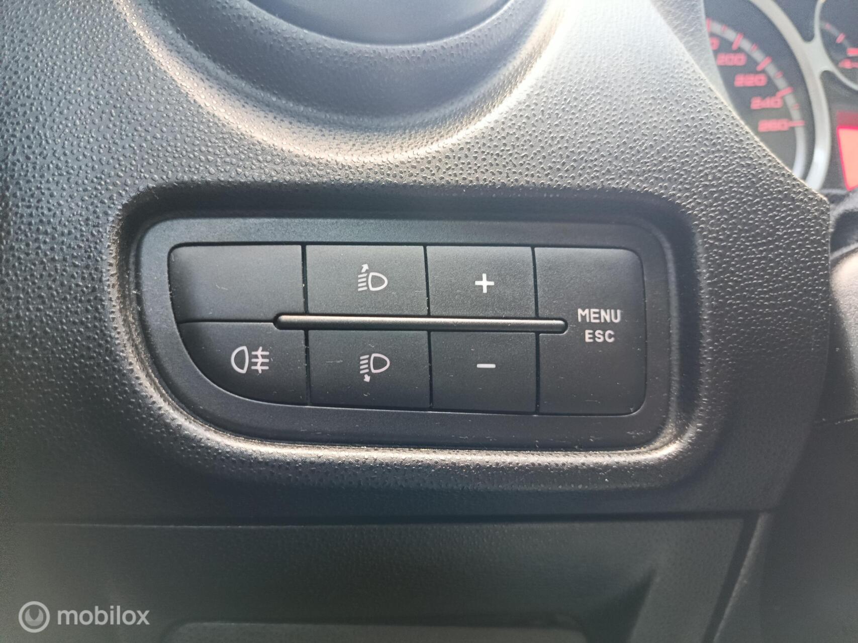 Foto van Alfa Romeo Alfa Mito