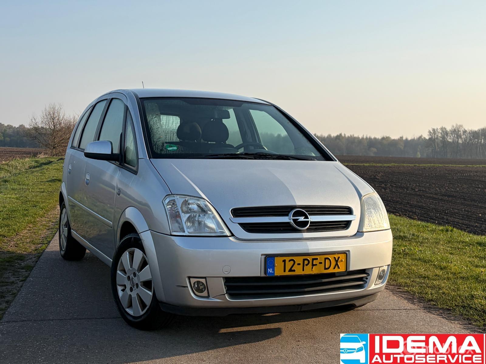 Opel Meriva-a 1.6-16V Maxx Cool 2004 - voorkant