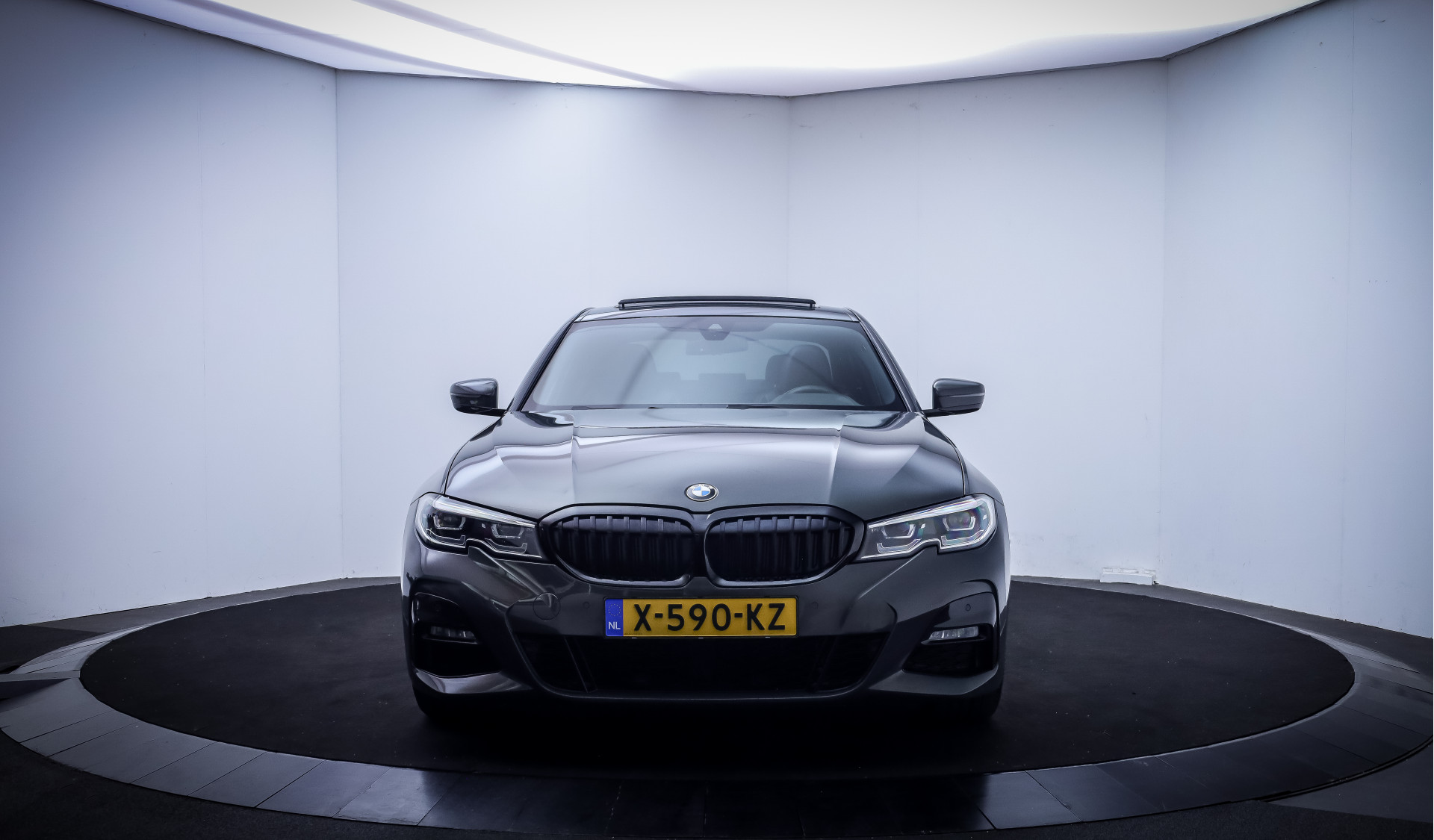 Foto van BMW 330i