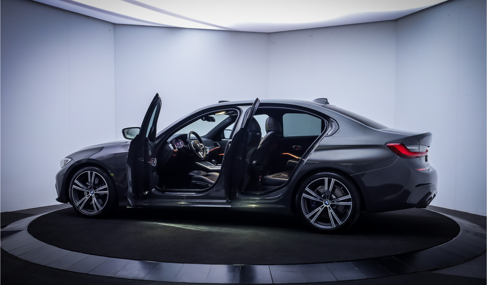 Foto van BMW 330i