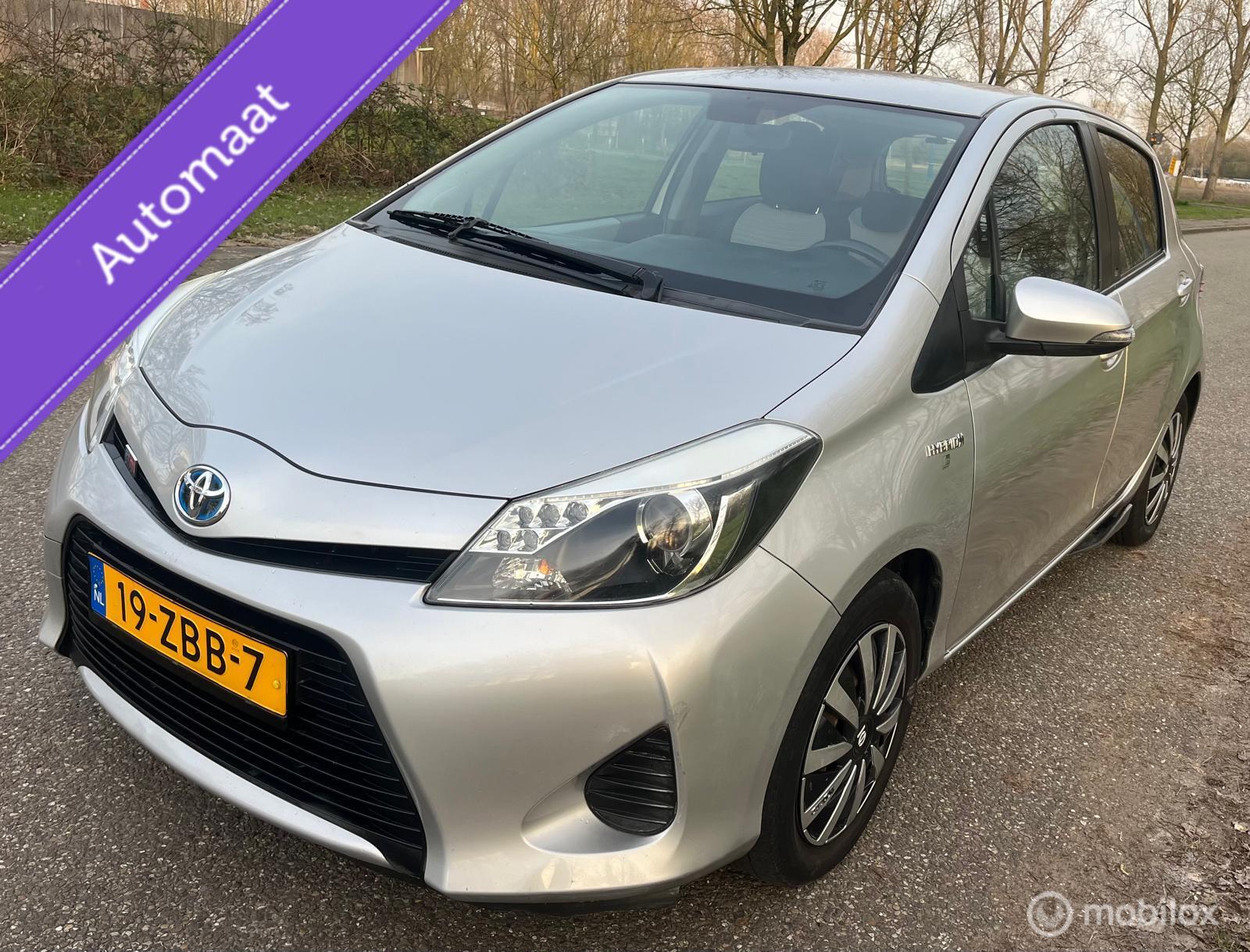 Toyota Toyota Yaris Hybrid 1.5 Full Hybrid Comfort 2012 - voorkant