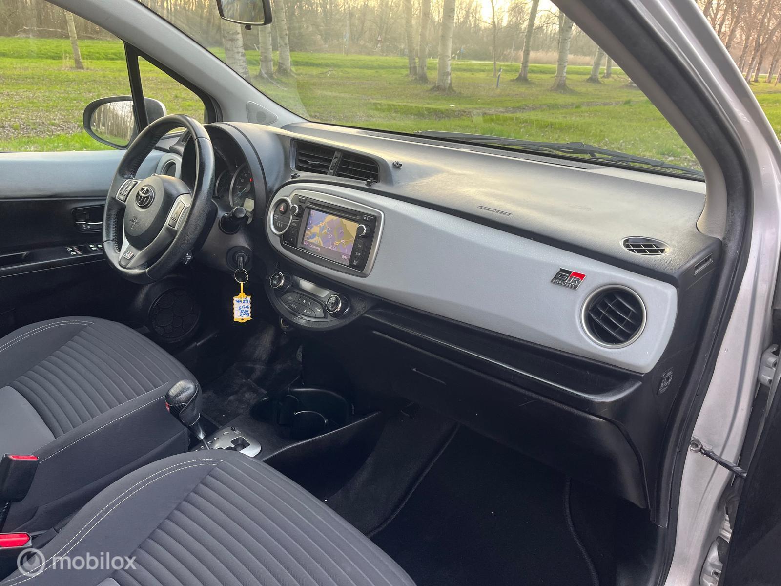 Foto van Toyota Toyota Yaris Hybrid