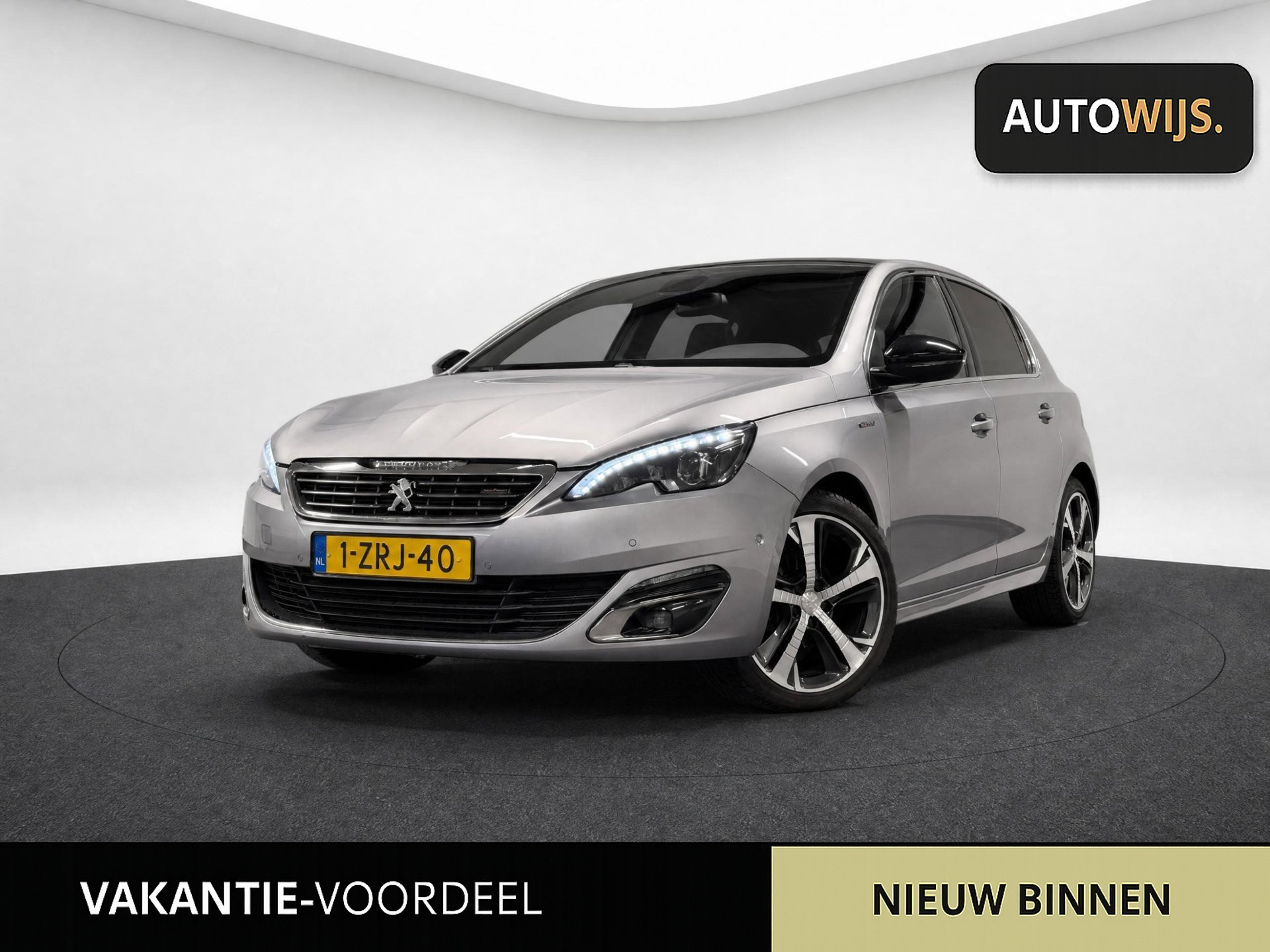 Peugeot 308 1.2 PureTech GT-line|PANO|CAMERA|LED|NL AUTO|ALCANTARA 2015 - voorkant
