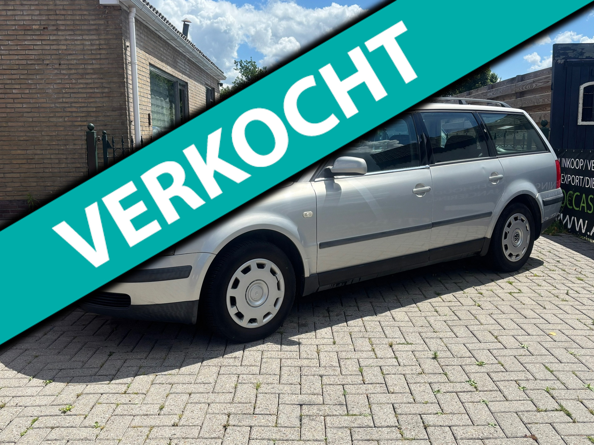 Volkswagen Passat 1.8-5V Trendline | lange apk | trekhaak | airco | cruise !! 2000 - voorkant