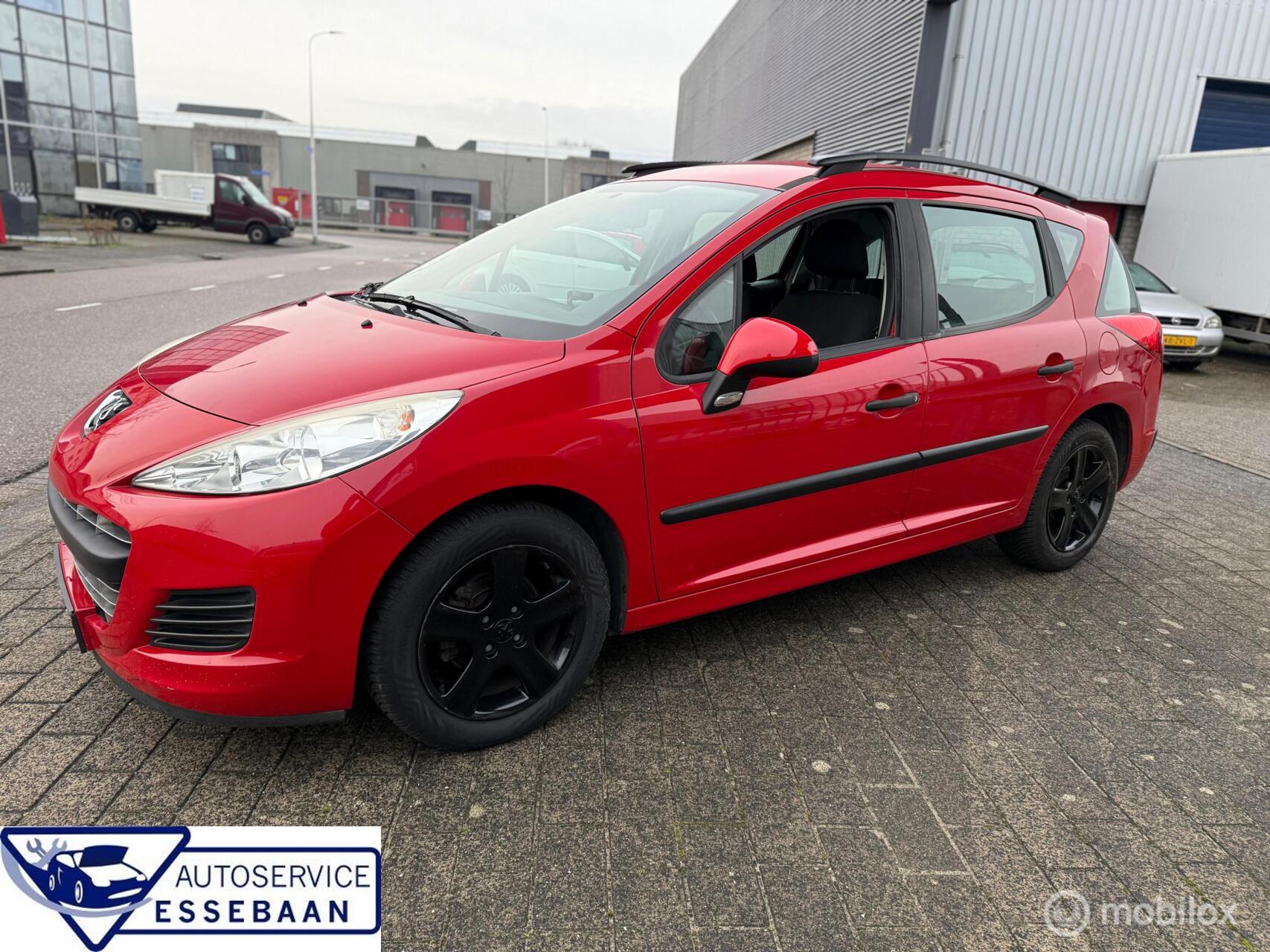 Peugeot 207 SW 1.4 XR 2011 - voorkant