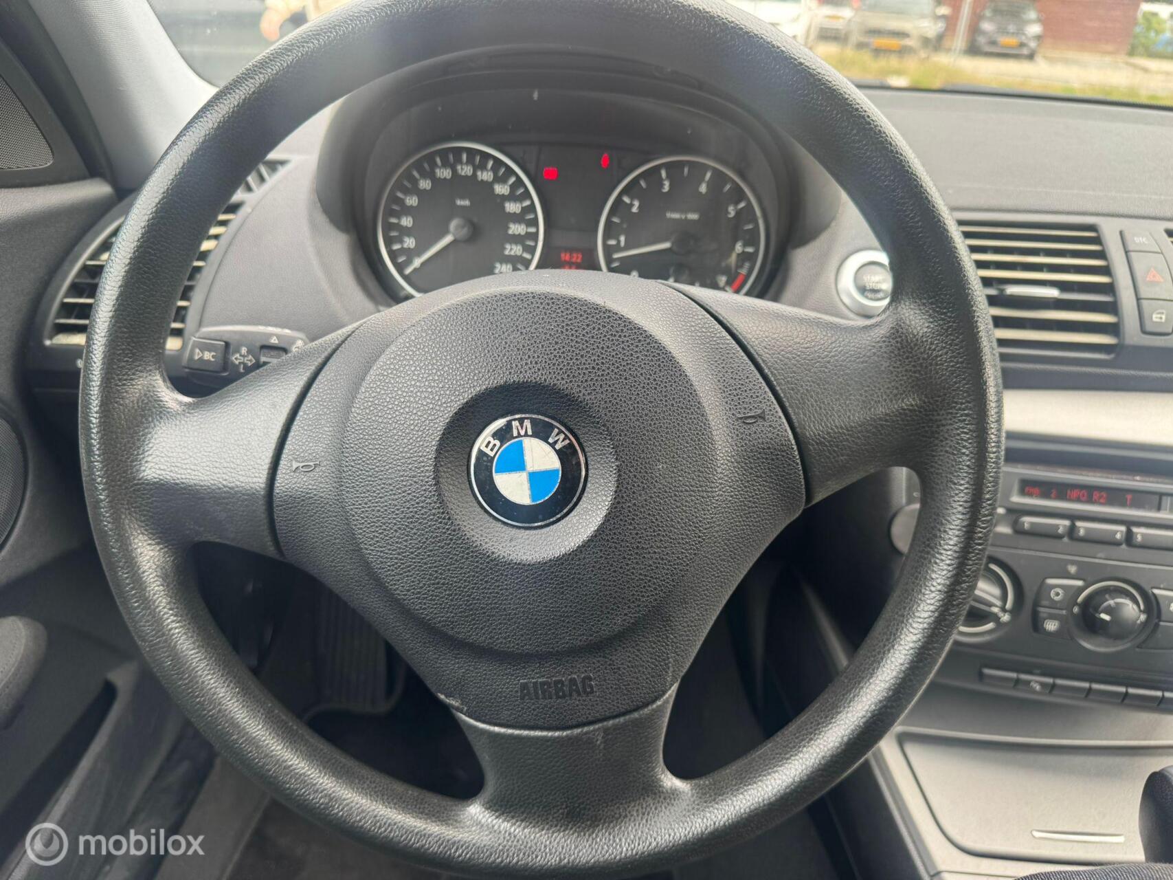 Foto van BMW 118i