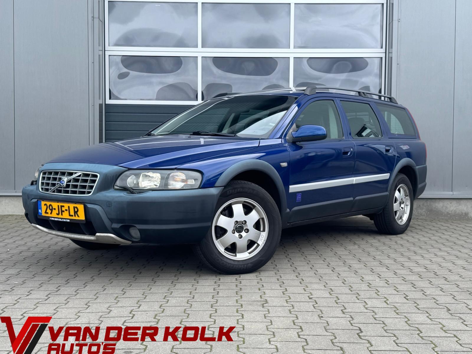 Volvo V70 2.4 T AWD Comfort Line Blijvend Youngtimer! | Nieuwe Distributie | Panorama | Leder | Climate | Stoelverwarming | Trekhaak 2002 - voorkant