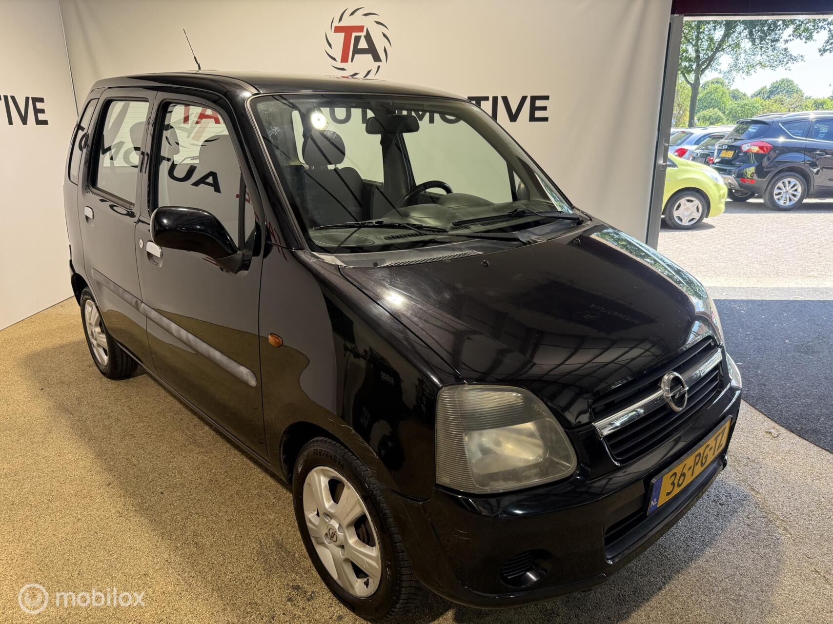 Foto van Opel Agila