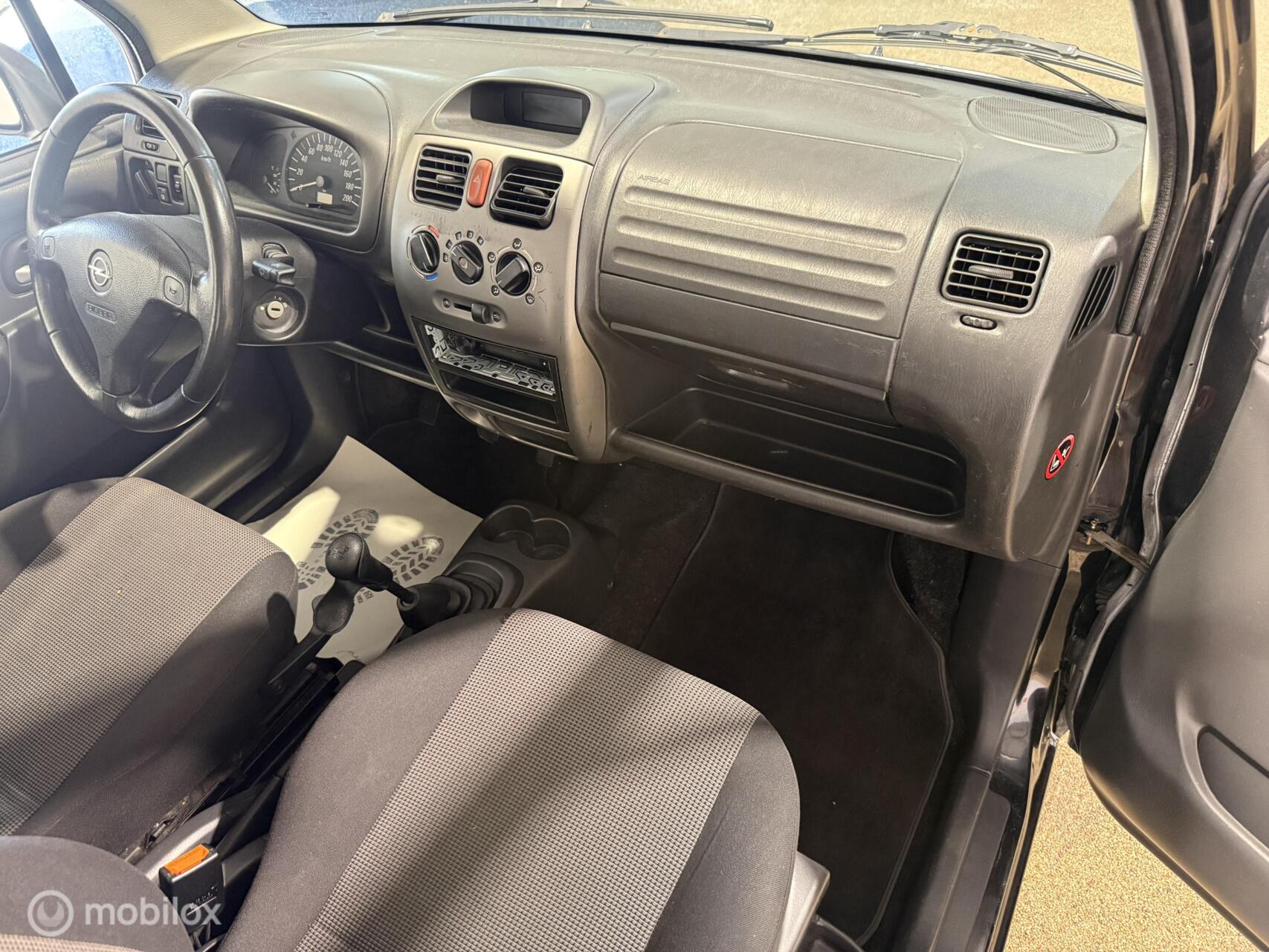 Foto van Opel Agila