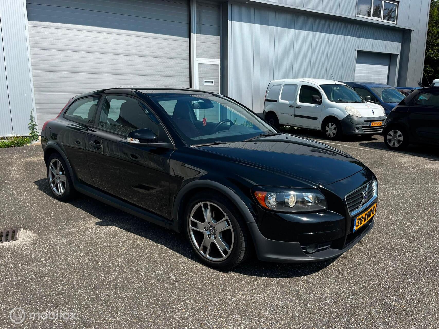 Volvo C30 1.6D DRIVe Kinetic Airco / Cruise / Memory 2009 - voorkant