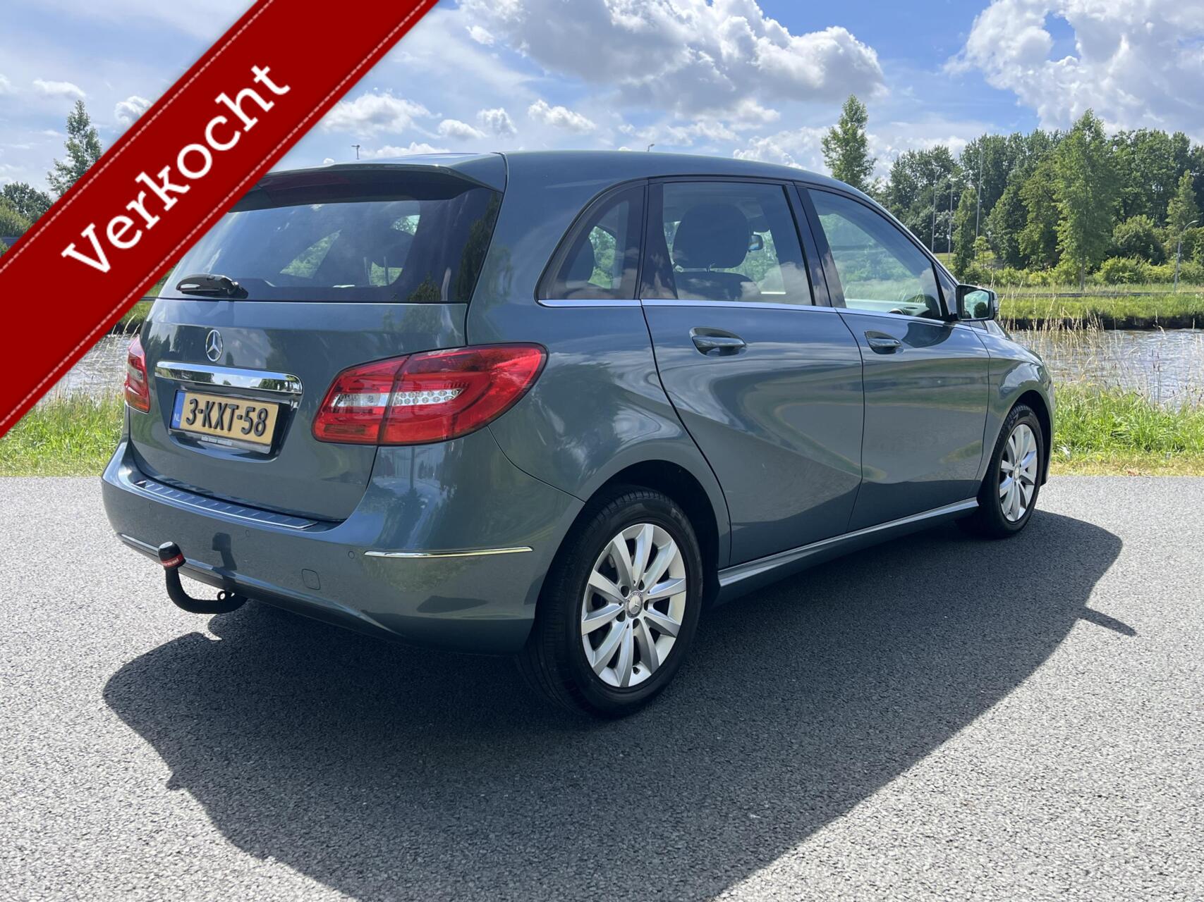 Foto van Mercedes-Benz B 180